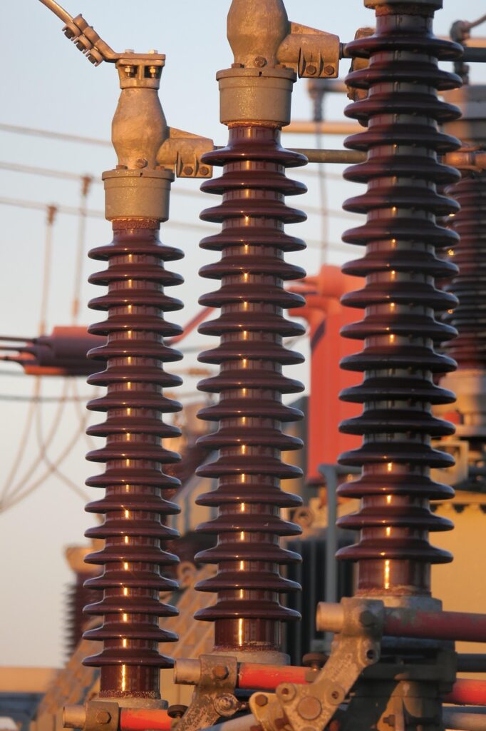 gbabb6590d520bb7be90757a093cd43224e9a9a8d4a9bbb43b5087e168075a7239c72ca721fc3d0ebc76734d2590f50e81bf75c0ecbe97e3262919efbe16fb3a1_1280-3746653 transformer, transmission, substation, high voltage, danger of death, caution, dangerous, warning, electricity, energy, voltage, transformer, transformer, transformer, transformer, transformer, substation, substation, substation, substation, substation, high voltage, warning